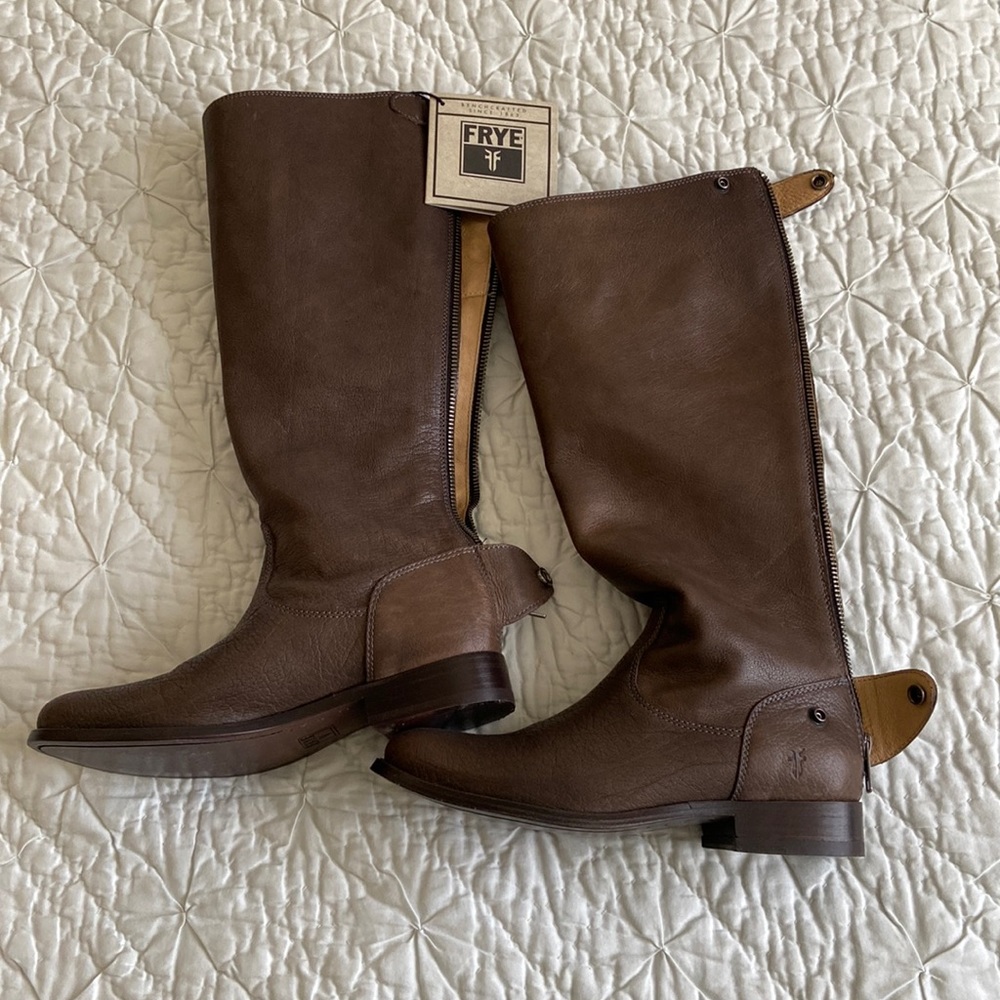NWT Frye Melissa boot